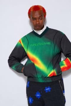 【新品】NOEL REUSSIR グラフィックプルオーバー 緑のサムネイル