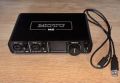 美品】MOTU M2 オーディオインターフェイス usbケーブル付き - メルカリ