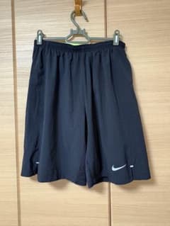 美品　NIKE ナイキ ショートパンツ DRI-FIT ブラックのサムネイル