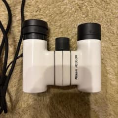 Nikon ACULON T02 8x21 ホワイト 双眼鏡のサムネイル