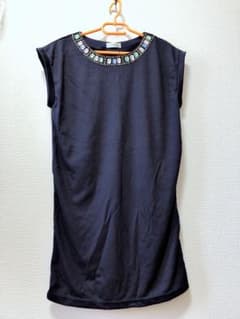 EVRIS ビジュー付ワンピースのサムネイル