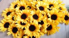 ひまわり 造花 47個のサムネイル