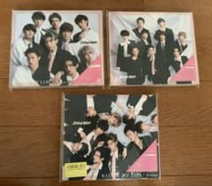 Snow Man KISSIN MY LIPS Stories 3形態のサムネイル