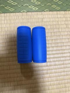 青いラバー製ハンドルグリップのサムネイル