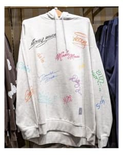 ディズニーキャラクターサインパーカー Disney - 新品激レア☆パーク限定☆ディズニーキャラクター×サイン