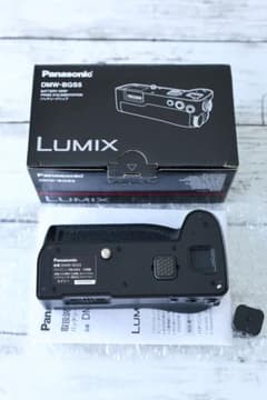 LUMIX S5 DMW-BGS5バッテリーグリップ　縦グリップのサムネイル