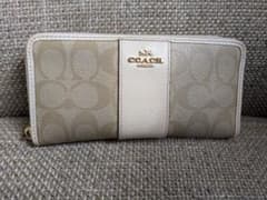 ケ*ロ様 COACH 二つ折り財布 ベージュのサムネイル