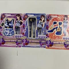アイカツ カード ビッグフラワーキャミソールなど3枚セットのサムネイル