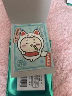 ちいかわもぐもぐ本舗 カニちゃん　ステッカーのサムネイル