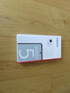 AQUOS wish 5 外箱＋説明書（本体無し）のサムネイル