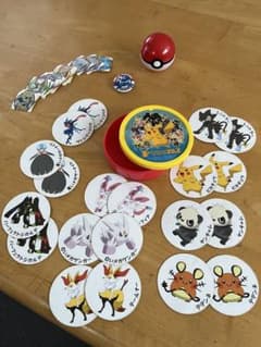 ポケモンメガリング、 XY&Z 絵あわせカード、缶バッチ、シール、カプセル他のサムネイル