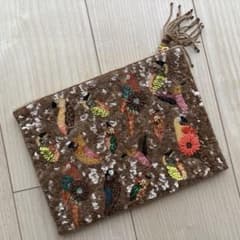 OLIVIA DARオリビアダール総刺繍クラッチバッグ 鳥 mina定価約5万円 OLIVIA DARオリビアダール総刺繍クラッチバッグ 鳥 mina定価約5万円