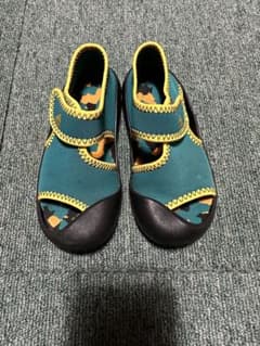 adidas ウォーターシューズ　海・川遊びのサムネイル