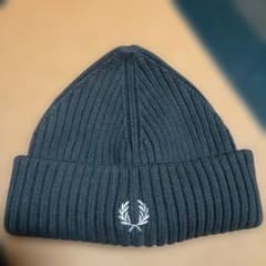 FRED PERRY フレッドペリー　ニットキャップ　ニット帽