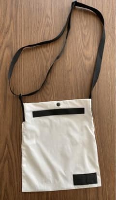 le coq sportif サコッシュ　ホワイト　ショルダー　バックのサムネイル