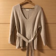 一度のみ着用　トゥモローランド　ボールジィ　カシミア混ニットのサムネイル