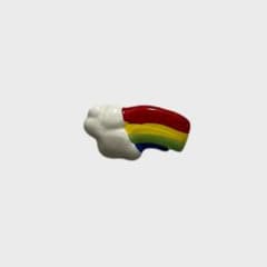 【USED】Rainbow and Clouds Badgeのサムネイル