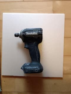 Makita 電動インパクトドライバーのサムネイル