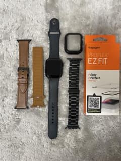 Apple Watch SE 第2世代　44mm GPSモデルのサムネイル