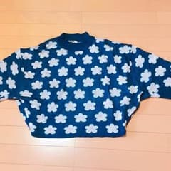 ハイネックニットのサムネイル
