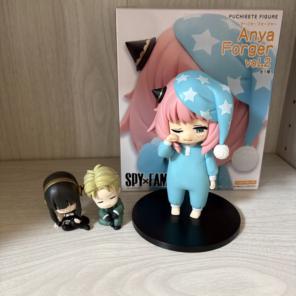 アーニャ フィギュア パジャマ姿　肩ズン ロイド ヨル 3点セットのサムネイル