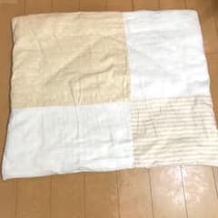 ベビー布団のサムネイル