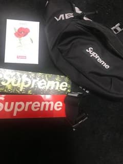 supreme waistbagのサムネイル