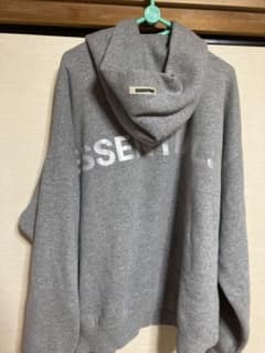 エッセンシャルズ　fog FEAR OF GOD パーカーのサムネイル