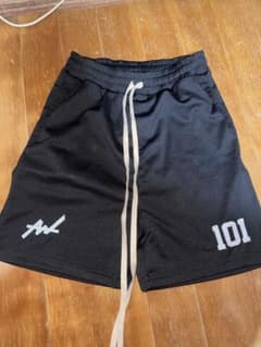 ALL OUT 黒 Mサイズ ショートパンツ 101のサムネイル