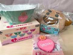 BT21 ファミリーマート　一番くじ　SHOOKYのサムネイル