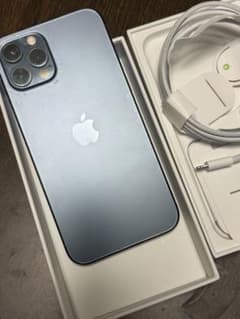iPhone12pro ブルー　目立つキズ無しのサムネイル