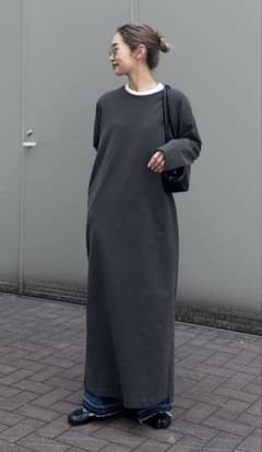 PONさん企画　クルーネックロングカットワンピースのサムネイル
