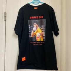 Tシャツのサムネイル