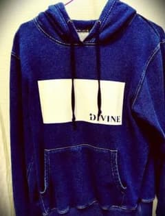 DIVINE パーカーのサムネイル