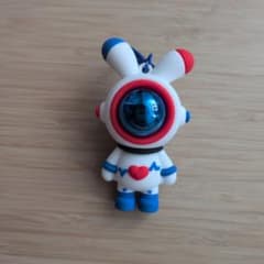 ガキの使い　宇宙人　キーホルダー 宇宙人キーホルダー - メルカリ