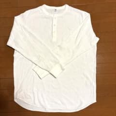 新品未使用品 UNIQLO （ユニクロ）ワッフルヘンリーネックTシャツ 長袖のサムネイル