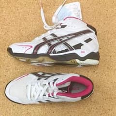 アシックス バレーボールシューズ ハイカットのサムネイル