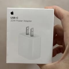 新品未開封　Apple USB-C 20W Power Adapter 本体のサムネイル