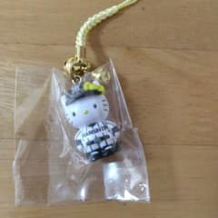 ハローキティ 阪神タイガース ストラップ レア ハローキティ】阪神タイガース ストラップ - メルカリ