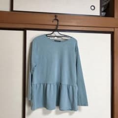 カットソー　フリルで可愛いです。サイズが合えばお得です。のサムネイル