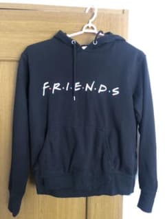 H&M✩ FRIENDSパーカーのサムネイル