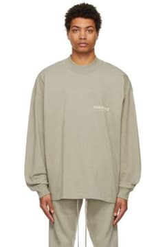 グリーン　長袖Tシャツのサムネイル