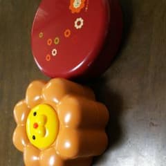 ミスド　ポンデライオン　お菓子皿２つのサムネイル