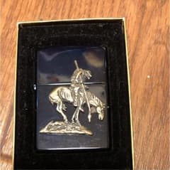 zippo シリアルナンバー入りのサムネイル