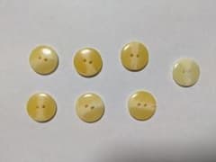 マーブル調 2つ穴ボタン 1.8cm7個のサムネイル