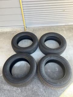 ハイラックス　GR 純正タイヤ　265/60R18のサムネイル