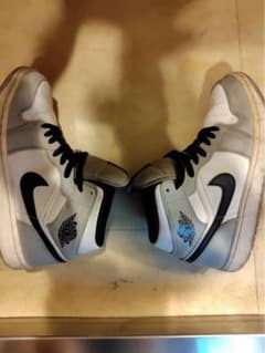 NIKE AIR JORDAN ハイカットスニーカー グレー ホワイトのサムネイル