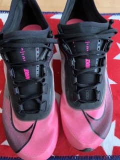 NIKE ズームフライ 美品  25.5のサムネイル