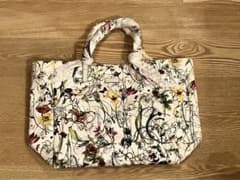 GUCCI 花柄トートバッグのサムネイル
