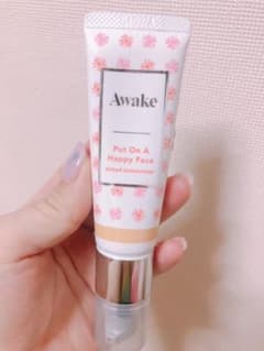 Awake CCクリームのサムネイル